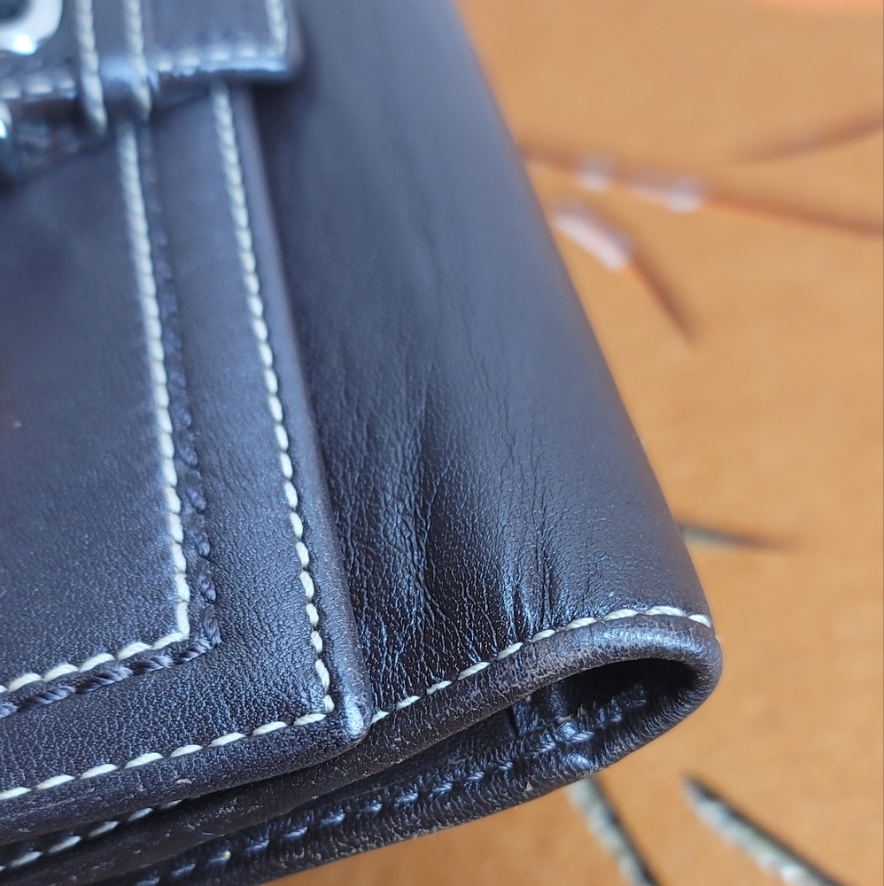 Vintage Coach leather wallet - Picture 13 of 14